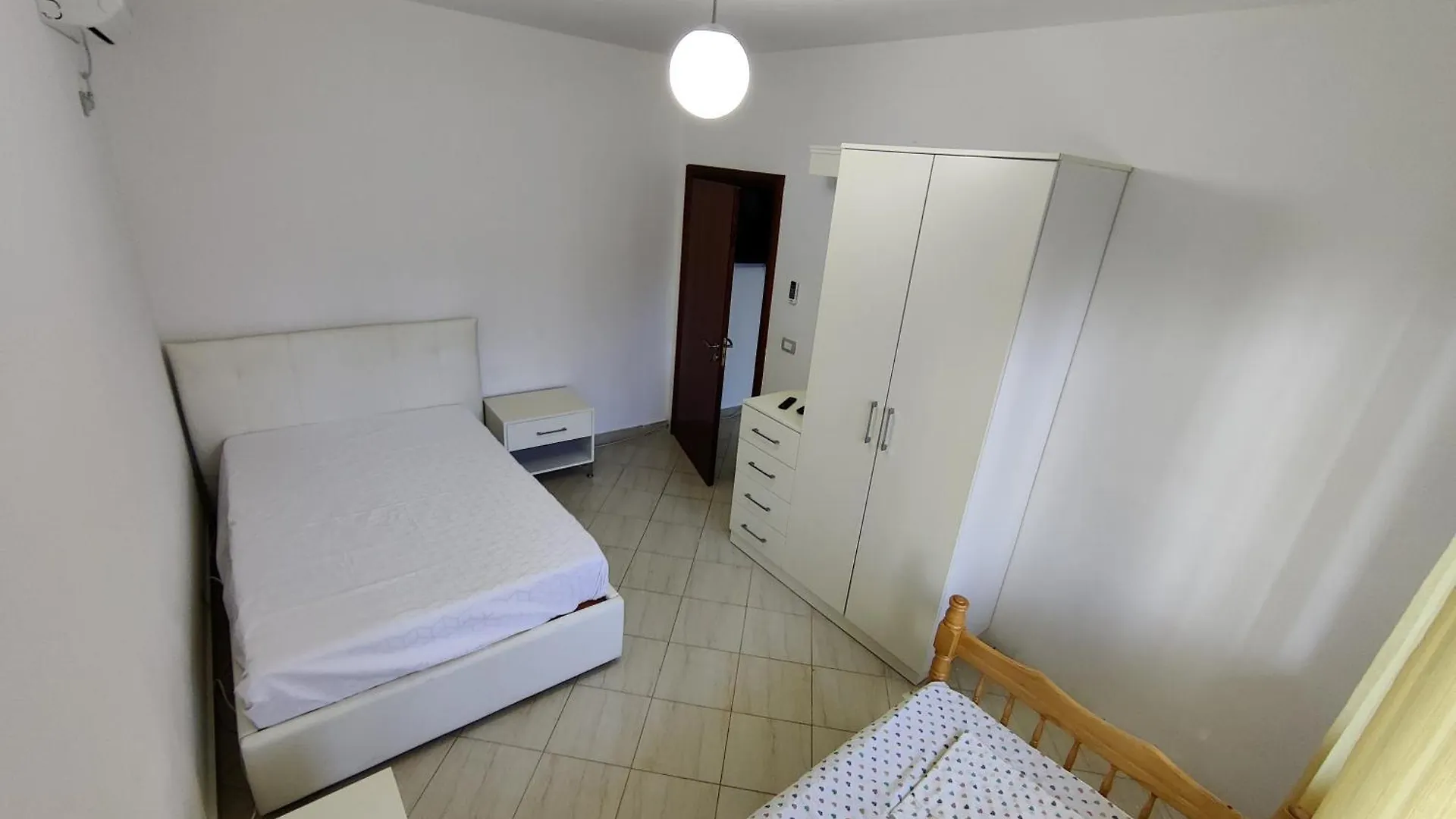 Bella'S Apartments Sakes Albania